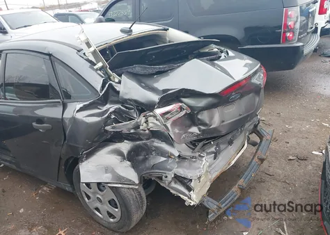 2016 Ford Focus S from USA, damaged, VIN 1FADP3E28GL305334